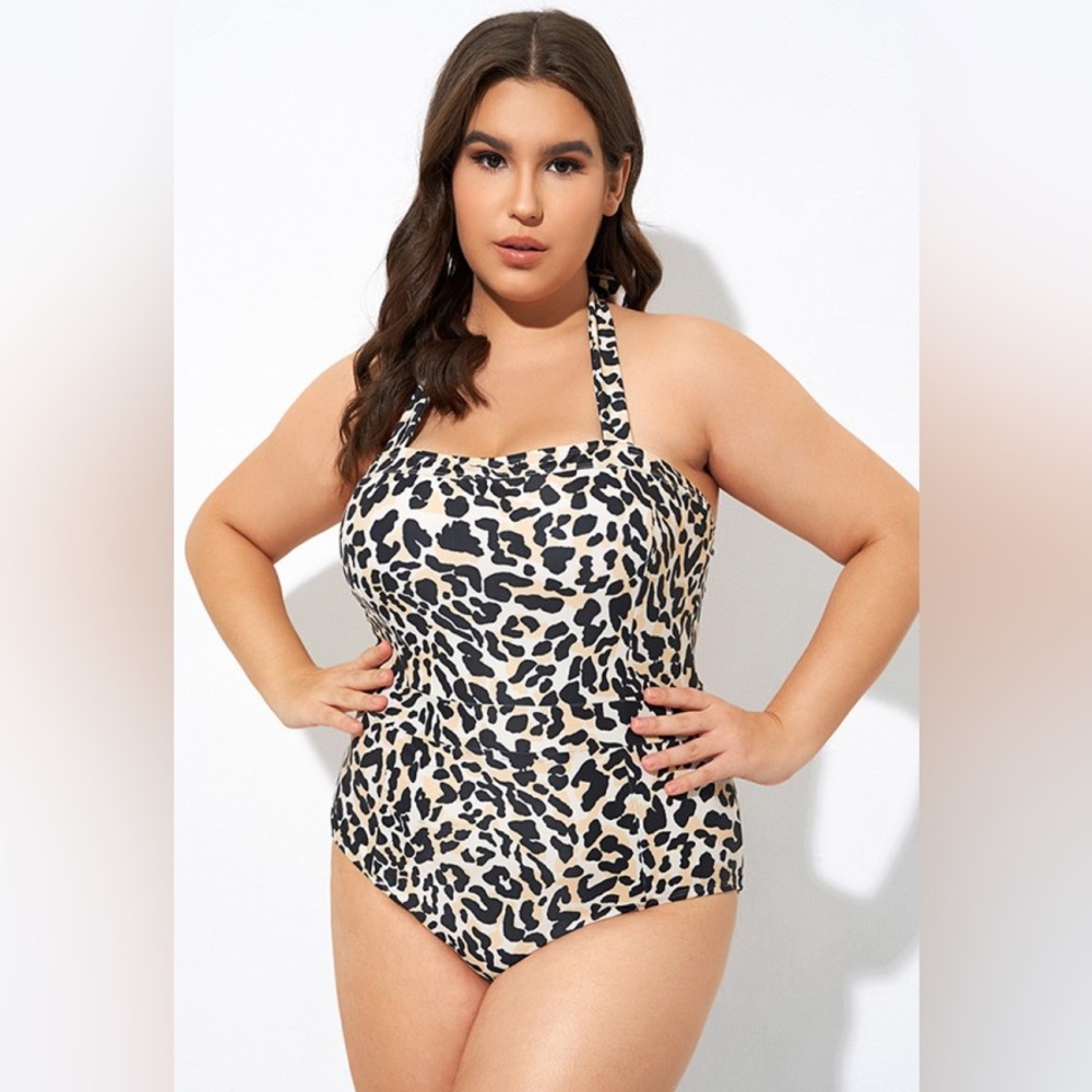 DEAL! - NWT meet.curve Animal print size XL one piece bathing suit